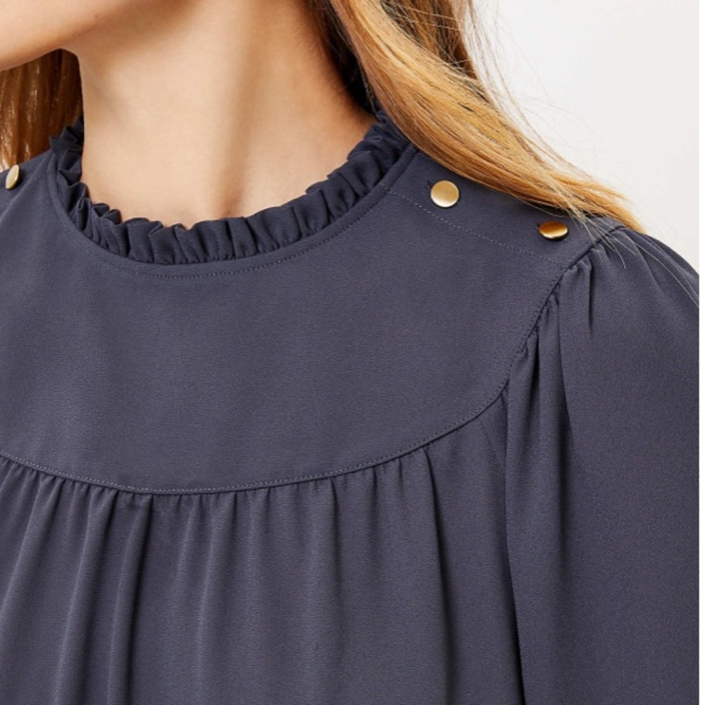 🆕 Loft Ruffle Neck Bib Blouse - Picture 2 of 3